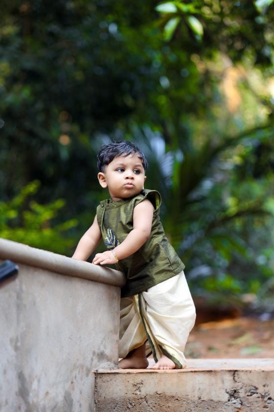 Peacock Feather Kurta and Tissue Dhothi Pants - KBBHK001