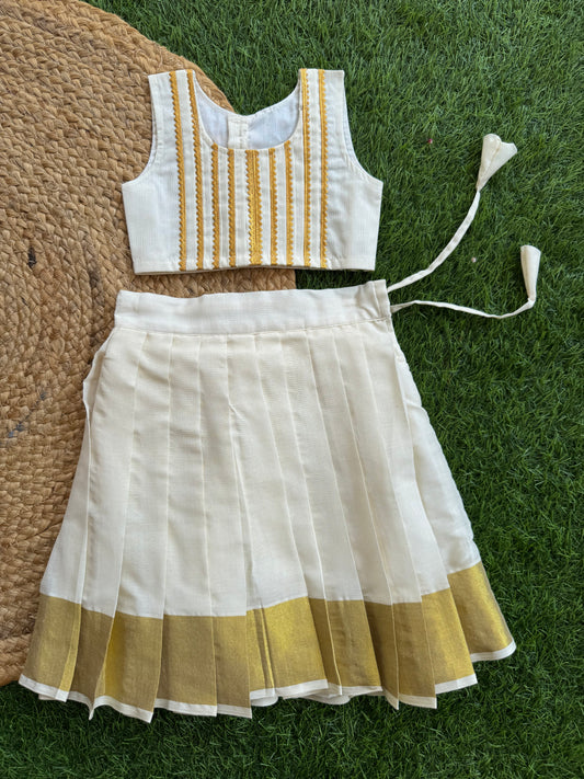 kerala cotton  Pattupavada Set
