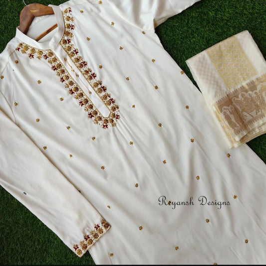 Kerala Crown Embroidered Kurta–Dhoti - RDMWK004
