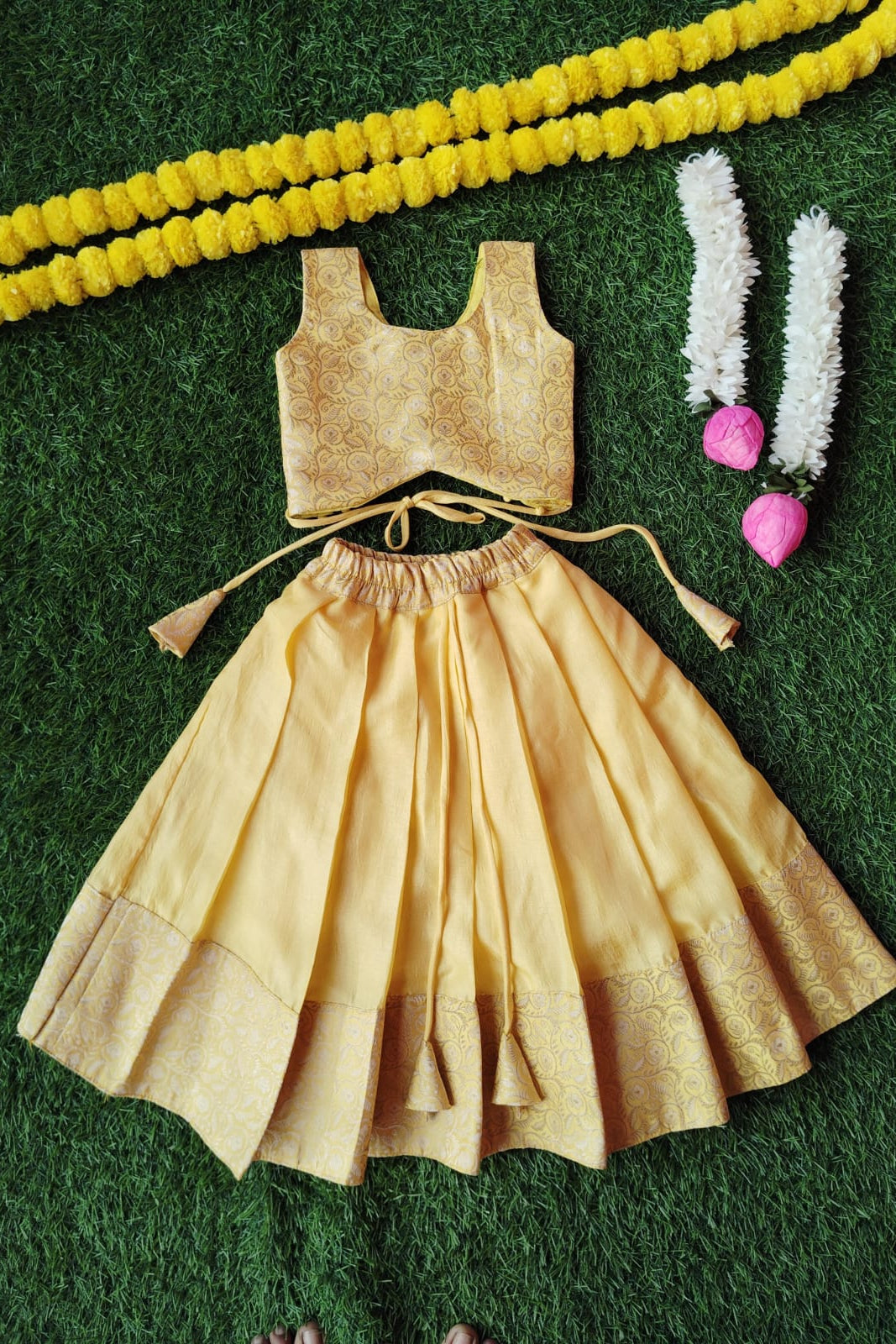 Golden Brocade Creamy Top & Skirt Set - KBGBPY021