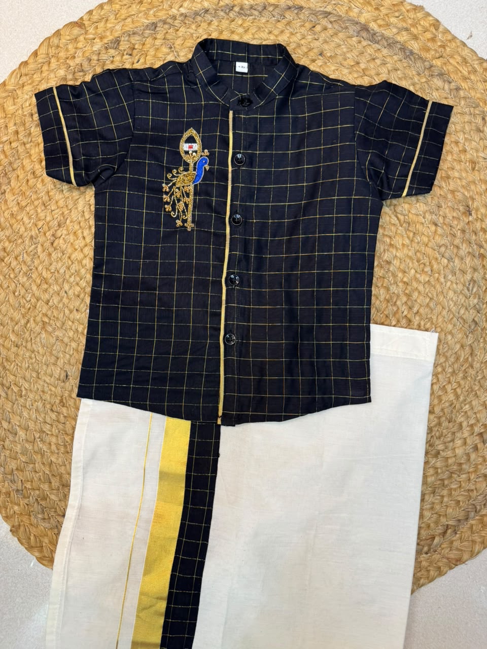 Velum Mayilun Shirt and Dhoti - KBBSHW100