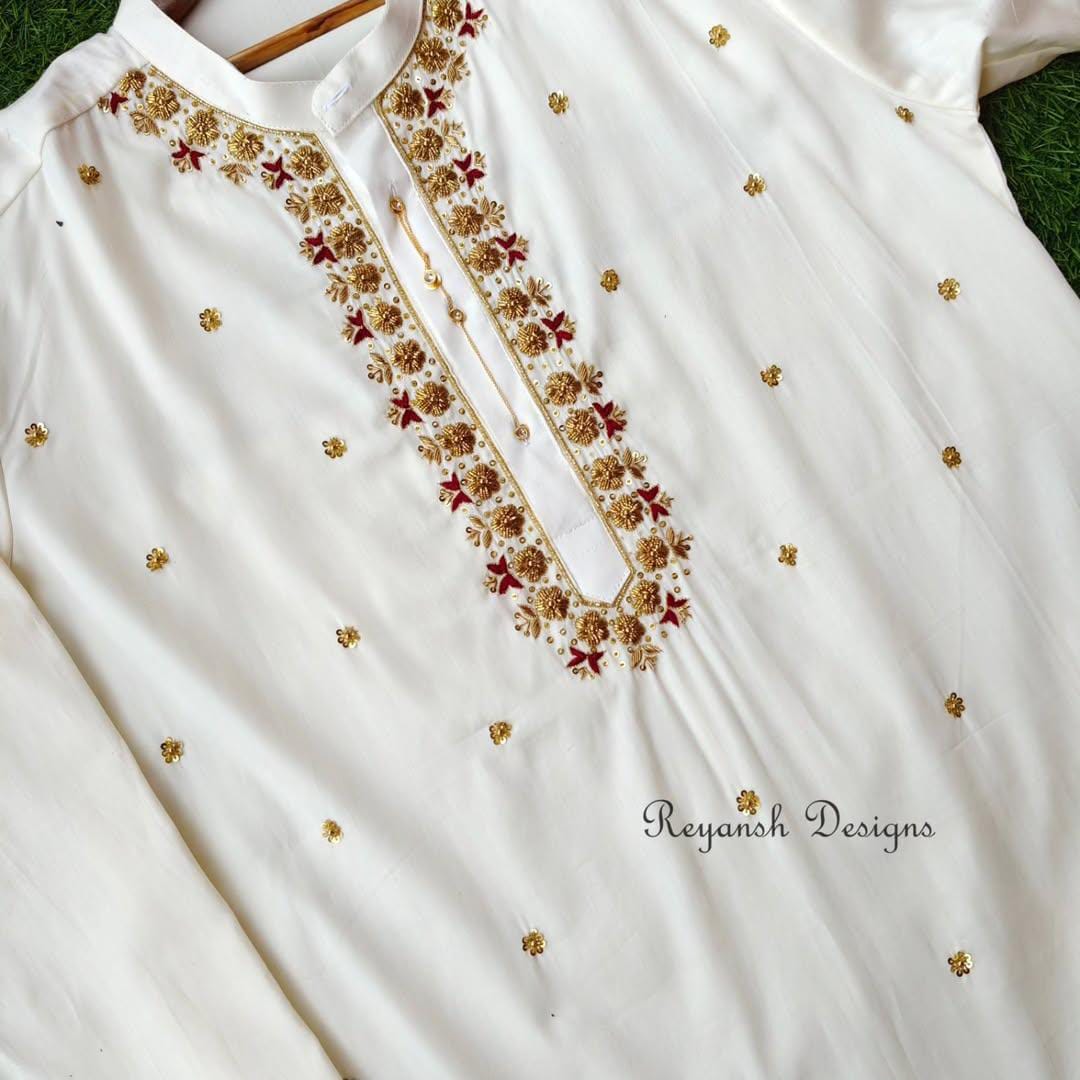 Kerala Crown Embroidered Kurta–Dhoti - RDMWK004
